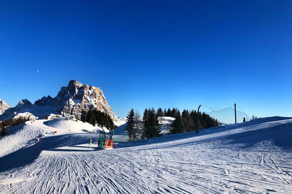 skiing-in-dolomites-2021-08-30-05-37-33-utc